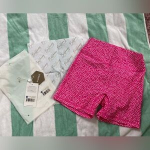 NWT SZ S 4” MIAMI VICE BOSSY PRINT SHORTS
